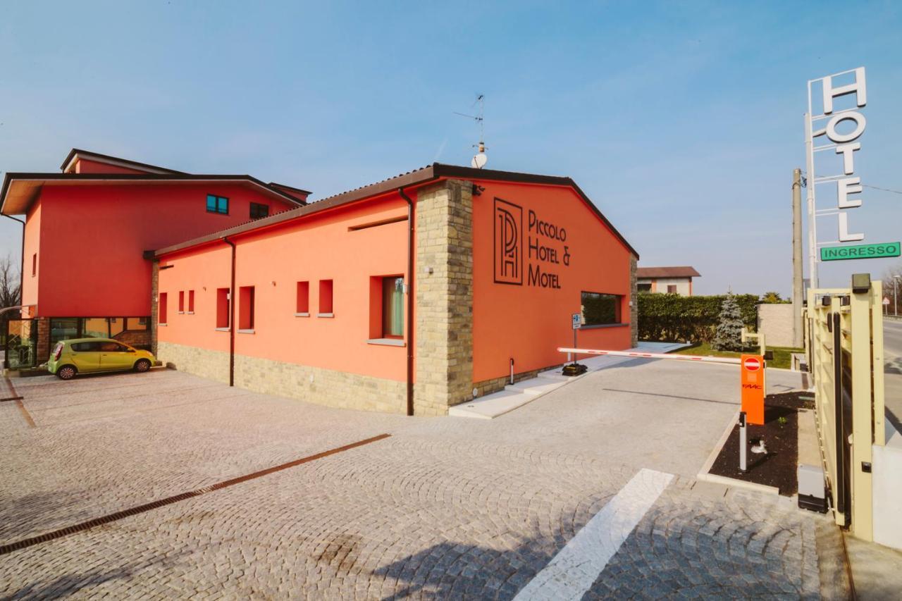 Piccolo Hotel Palosco Kültér fotó
