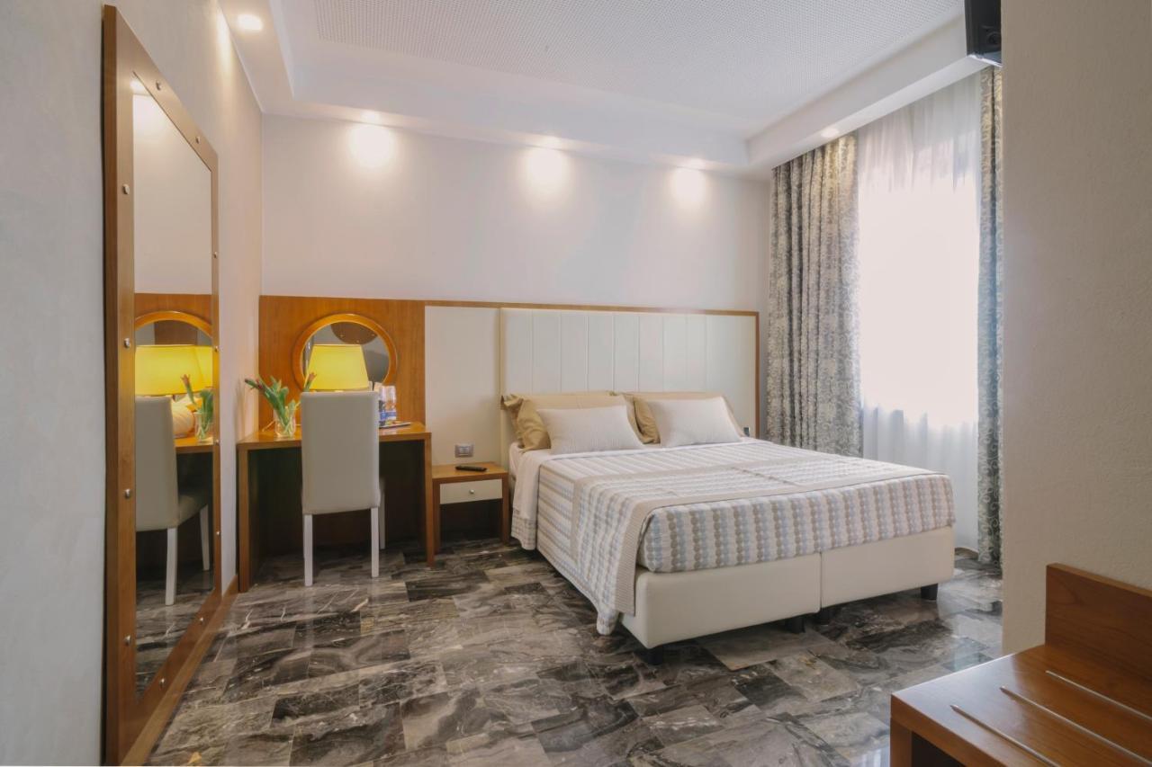 Piccolo Hotel Palosco Kültér fotó